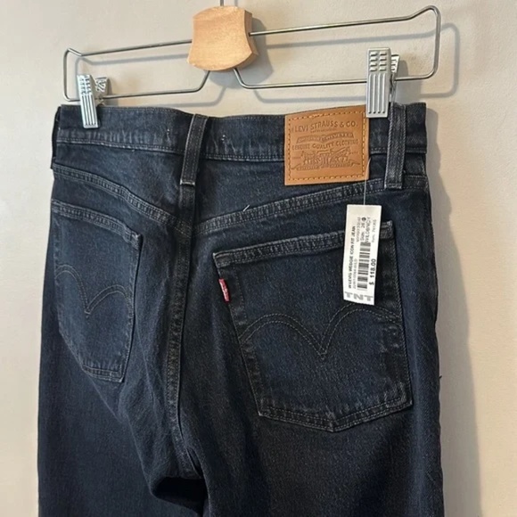NWT Levis Womens Icon Wedgie Fit Denim Wild Bunch - Picture 11 of 13